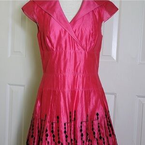 Kay Unger Embroidered Beaded Silk Dress - size 6